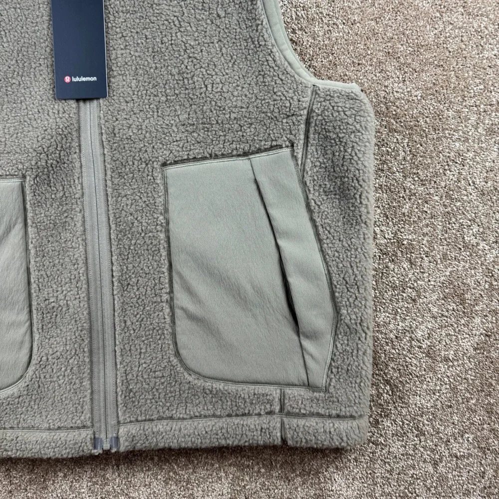 Lululemon High Pile Fleece Vest XXL Fawn Beige LM3FAQS Relaxed Fit New